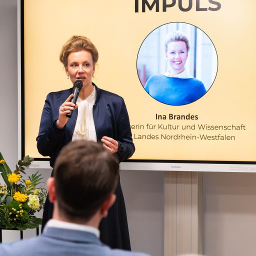 Ina Brandes, Ministerin des Landes NRW